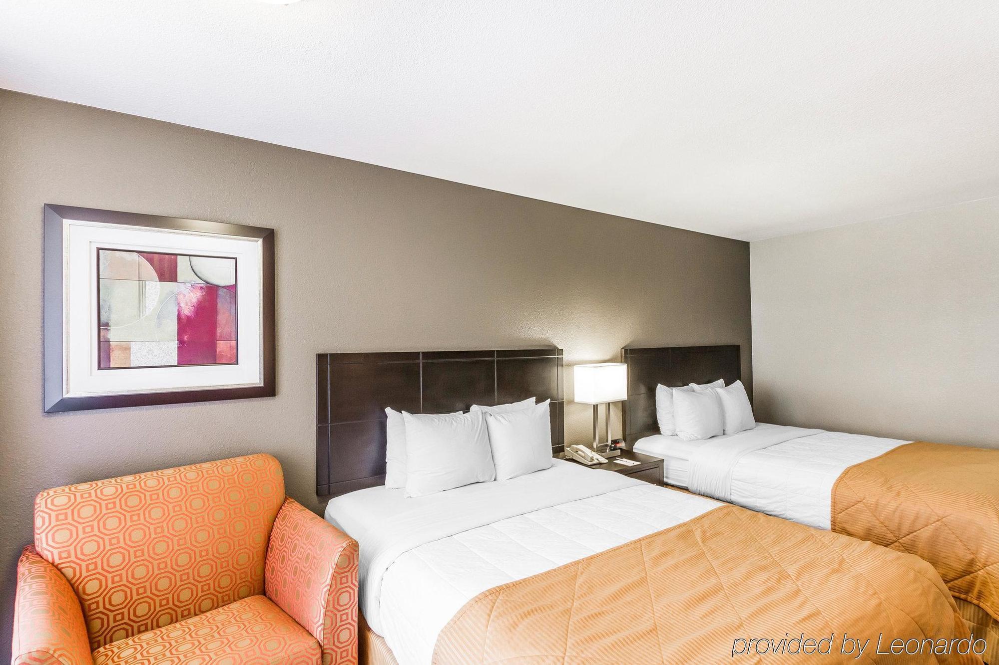 Quality Inn Phoenix Airport Exterior photo