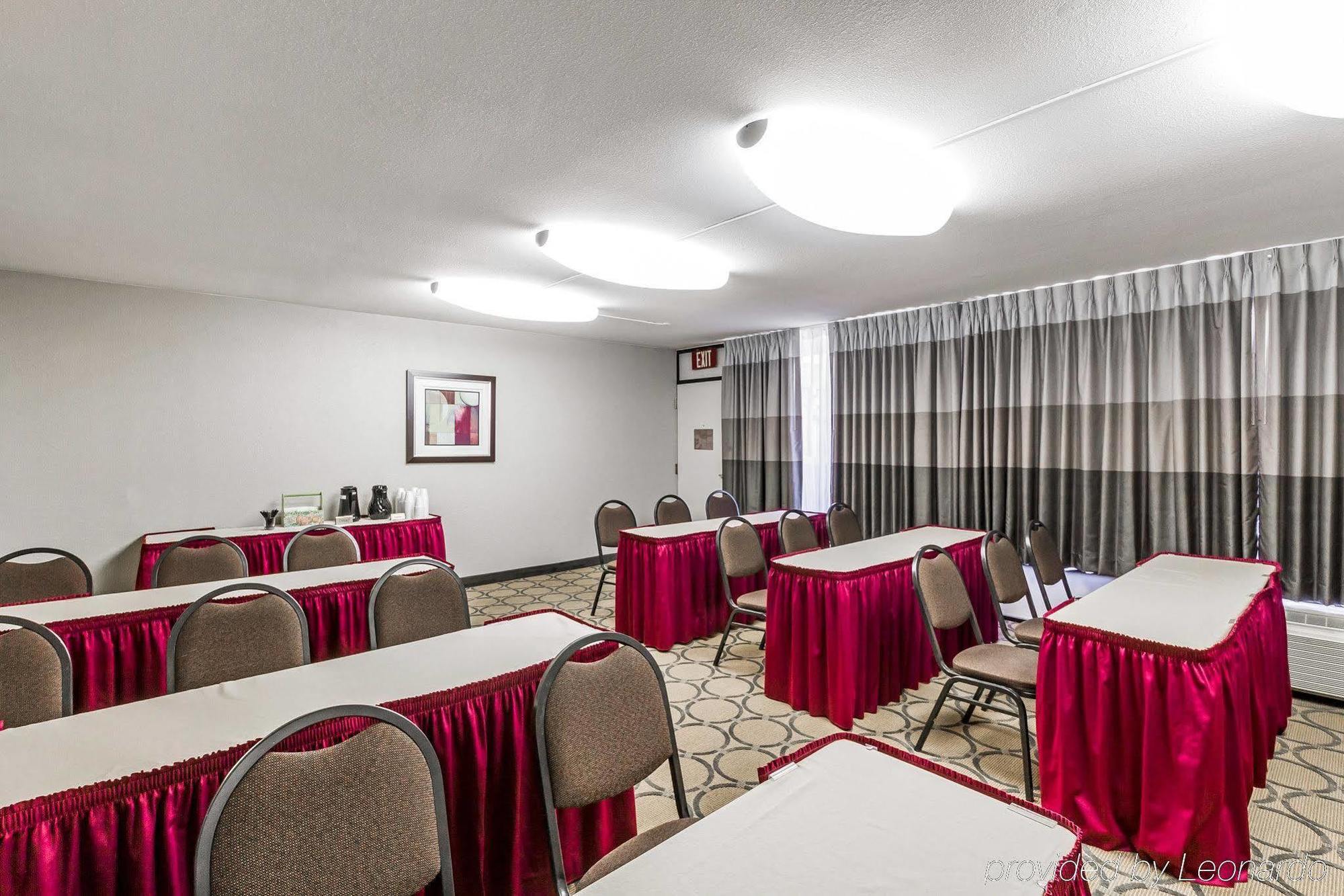 Quality Inn Phoenix Airport Exterior photo